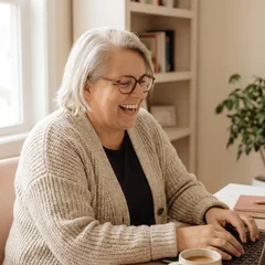 Kirsten Biema am Laptop